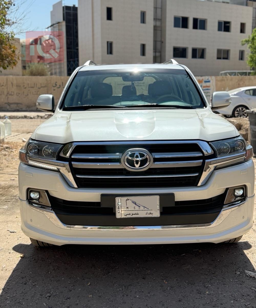 تويوتا لاندكروزر